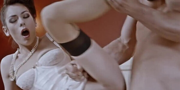 หนังเอ็กซ์ฝรั่ง Lingerie girl ass fuck สาวบาร์หุ่นอย่างเอ็ก เย้ดควยโคตรแจ่ม