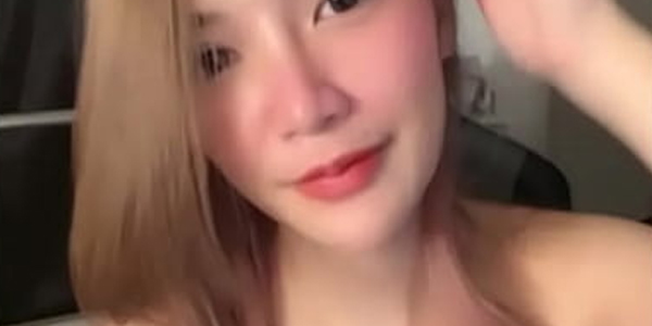 คลิปไลฟ์สด mlive น้องไอซ์ Icy THLive เปิดห้องไลฟ์สดเสียว ๆ ซอยเอวดุได้ใจ