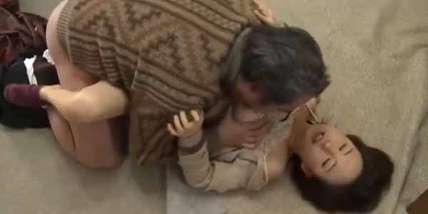 FAJS-035 ไอ่แก่ลามกขอมาจกหีเมียลูกชาย งานนี้เงี่ยนหนักจนไมาอาจจะอดใจไหว เจเอวีซับไทยดูฟรี